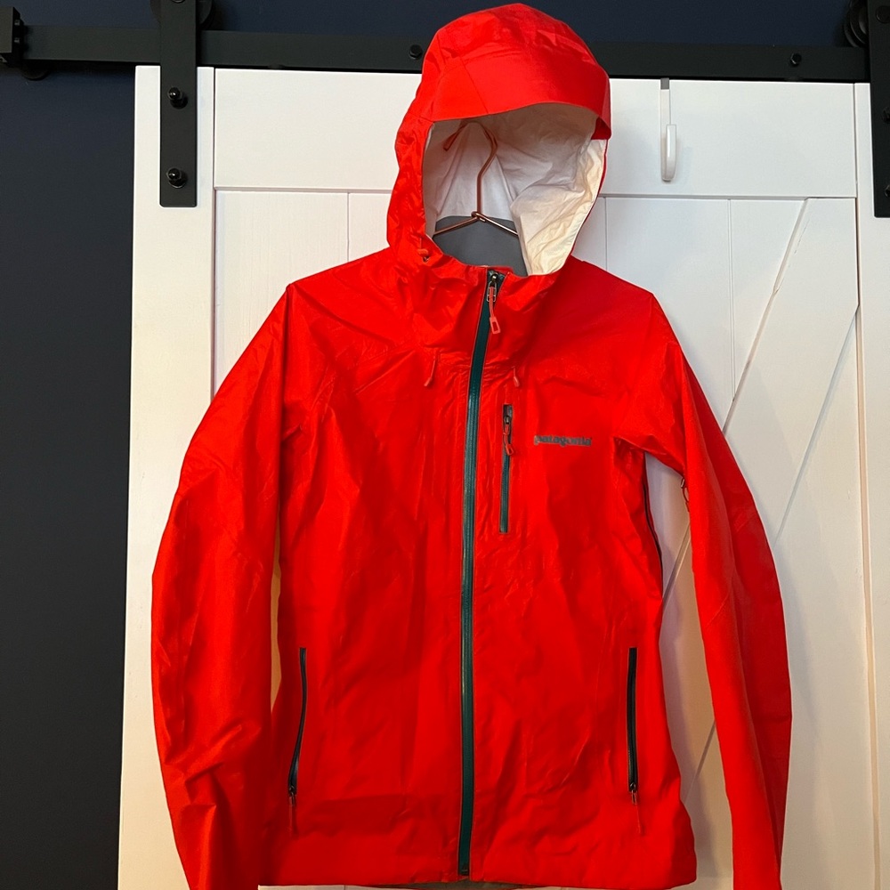 Patagonia Women's Storm Racer H2NO Jacket Size Small-pink 💗🚴‍♀️🥾🏃🏻‍♀️